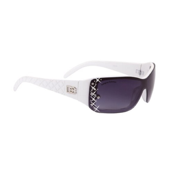 Sunglasses with Rhinestones comes with hard case 2 for $30 Spring and Summer - Picture 6 of 6
